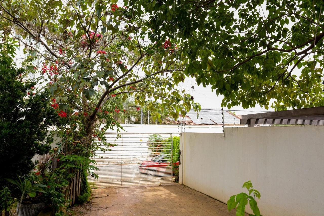 Hotel Pousada Dos Bosques - Refugio Urbano กูยาบา ภายนอก รูปภาพ