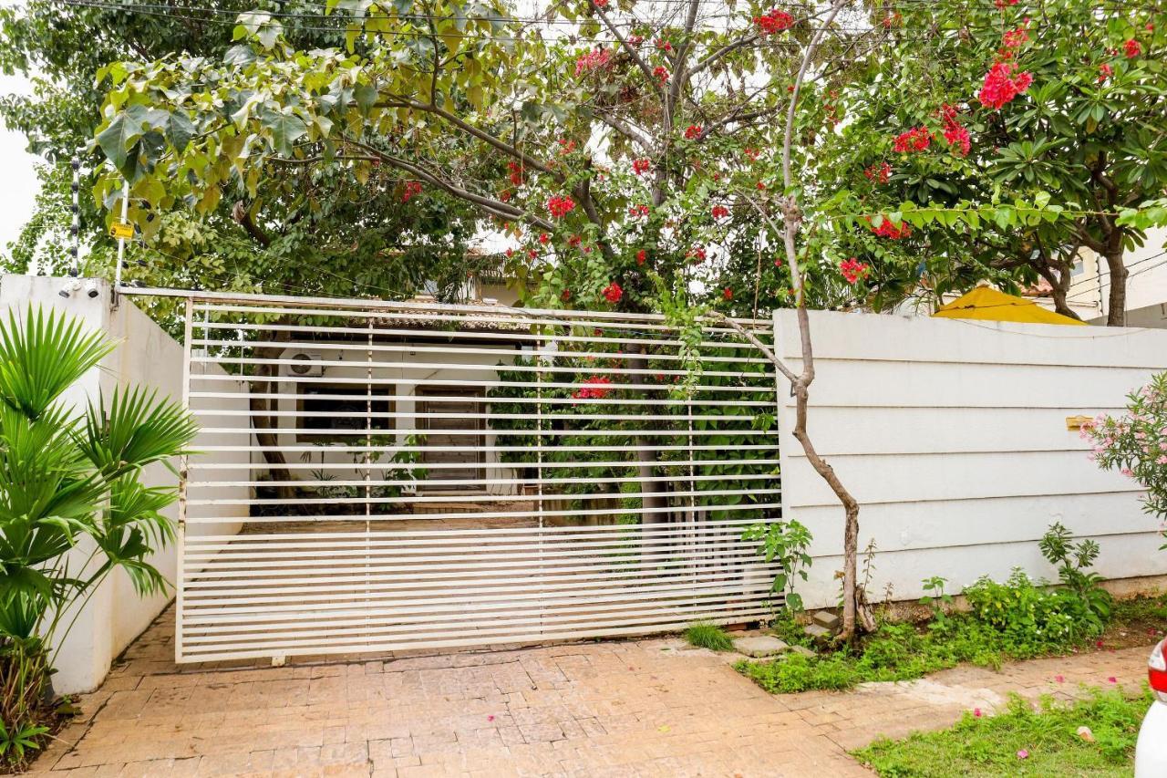 Hotel Pousada Dos Bosques - Refugio Urbano กูยาบา ภายนอก รูปภาพ