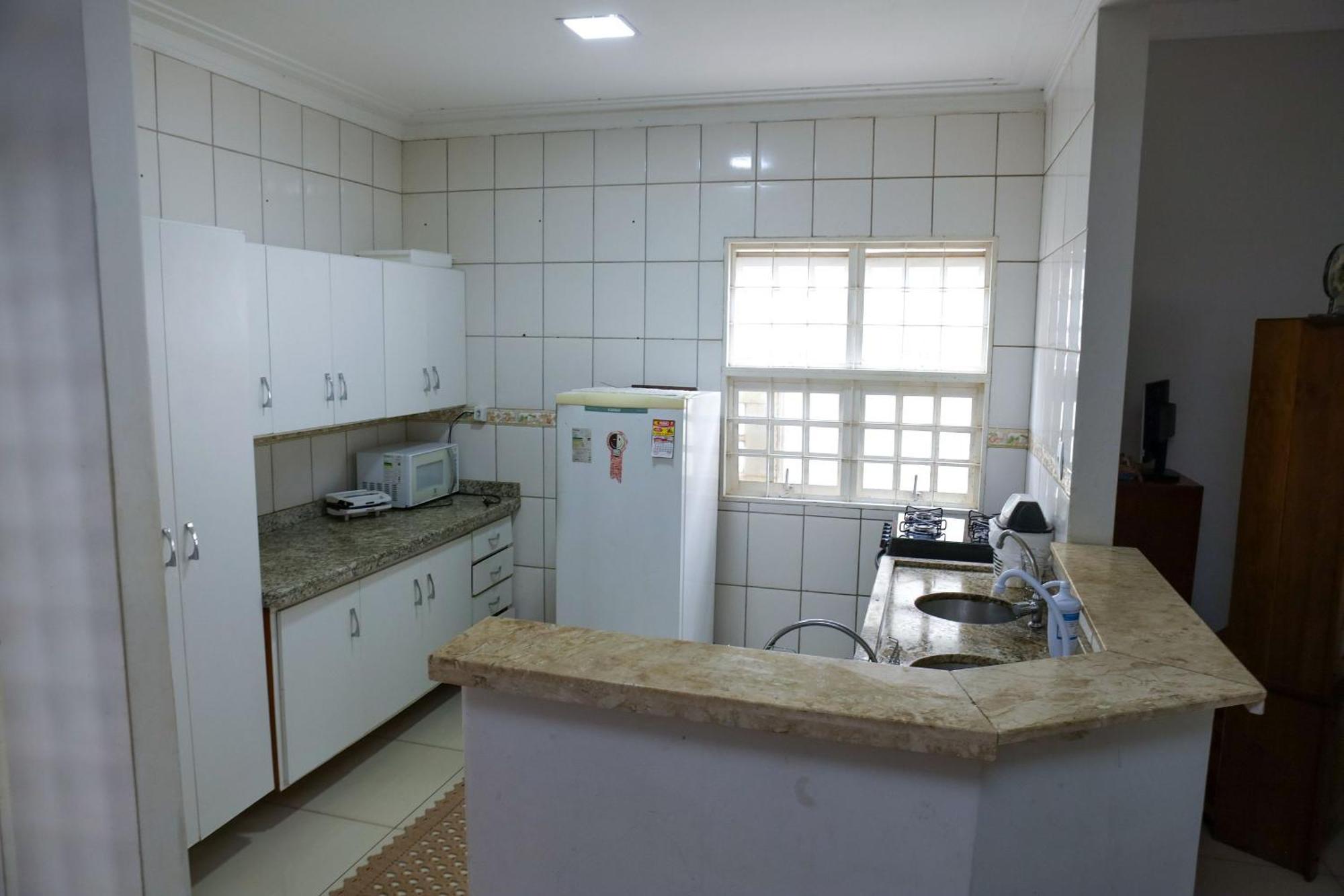 Hotel Pousada Dos Bosques - Refugio Urbano กูยาบา ภายนอก รูปภาพ