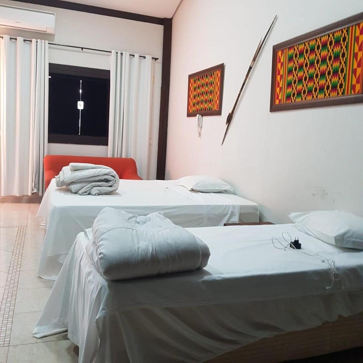 Hotel Pousada Dos Bosques - Refugio Urbano กูยาบา ภายนอก รูปภาพ