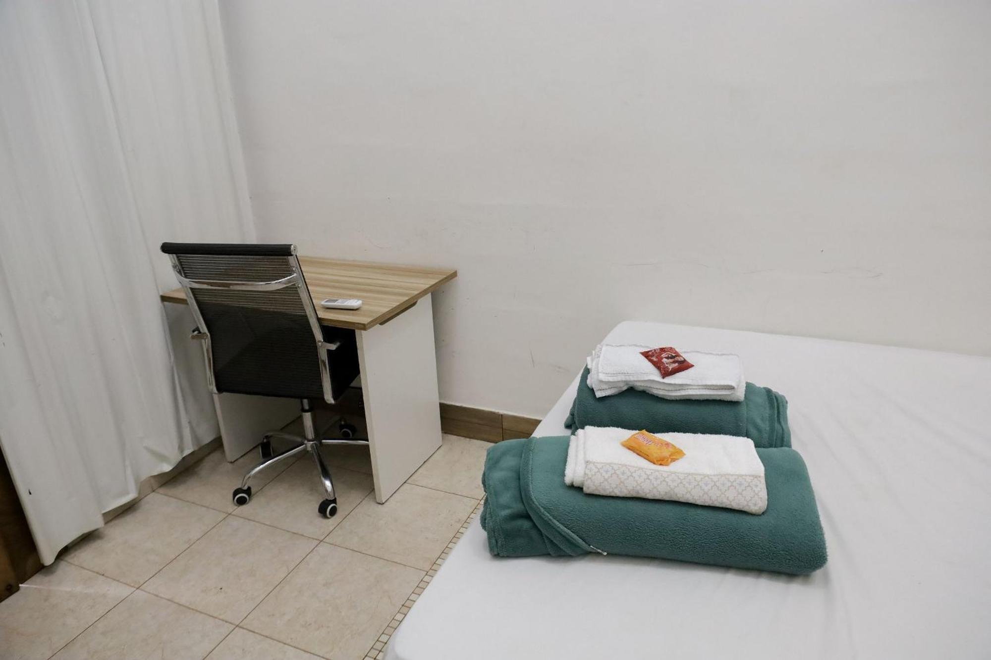 Hotel Pousada Dos Bosques - Refugio Urbano กูยาบา ภายนอก รูปภาพ