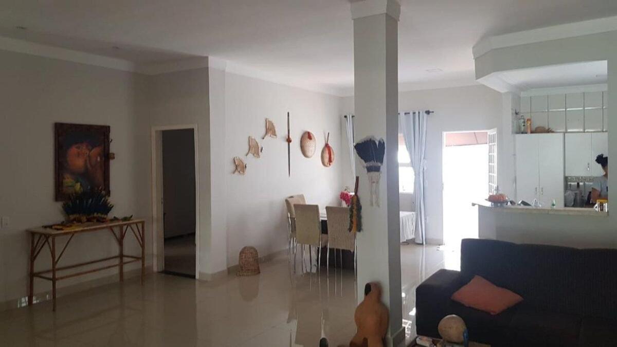 Hotel Pousada Dos Bosques - Refugio Urbano กูยาบา ภายนอก รูปภาพ