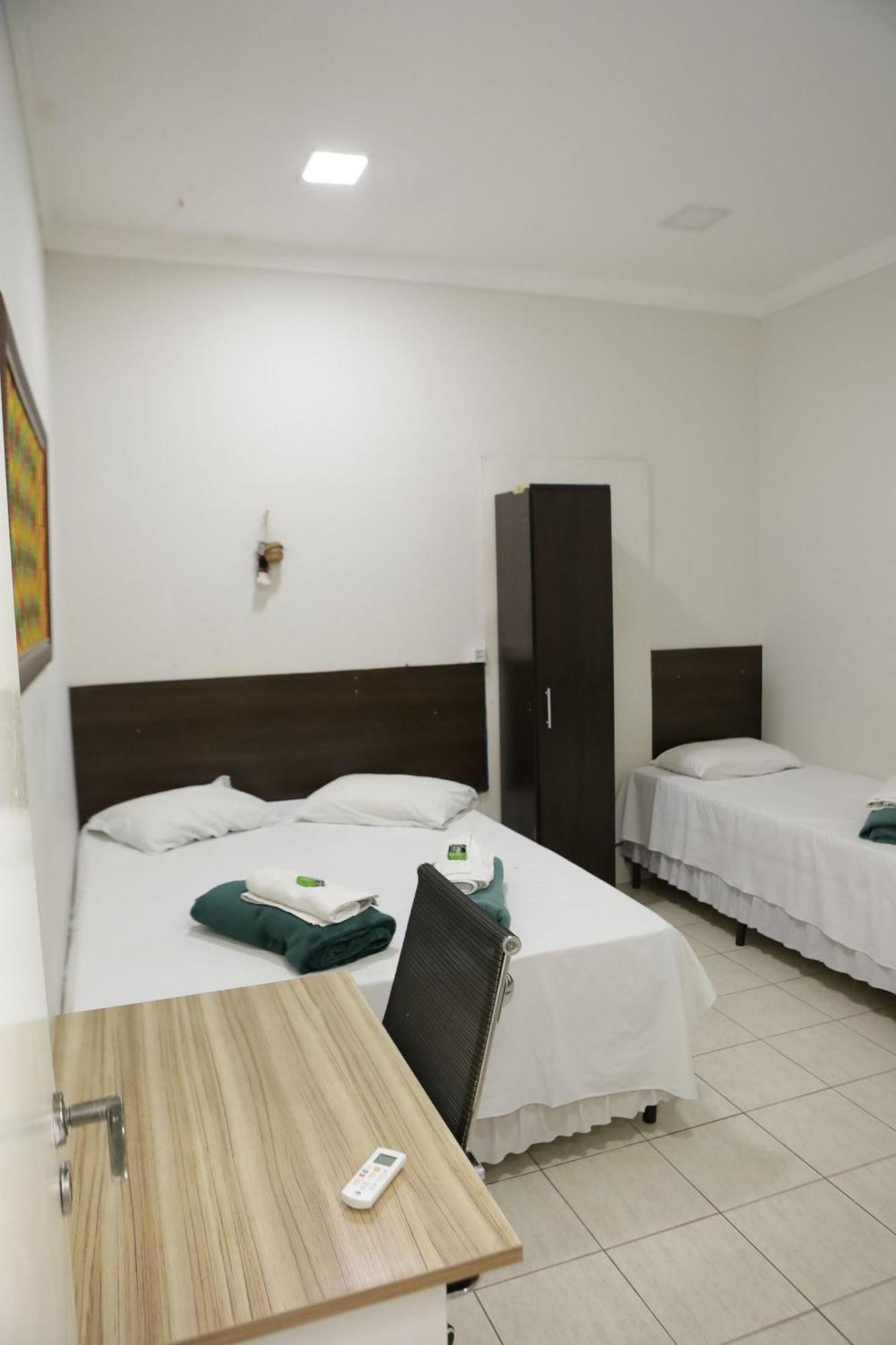 Hotel Pousada Dos Bosques - Refugio Urbano กูยาบา ภายนอก รูปภาพ