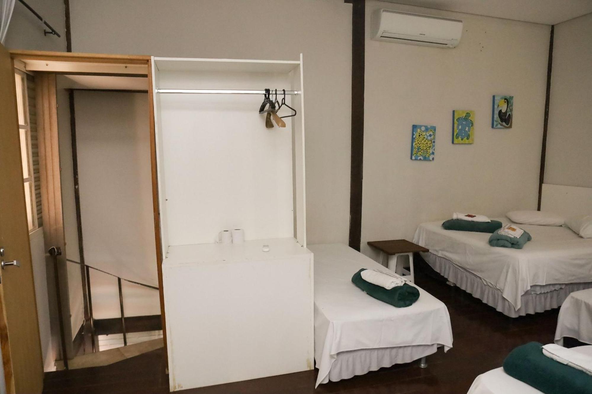 Hotel Pousada Dos Bosques - Refugio Urbano กูยาบา ภายนอก รูปภาพ