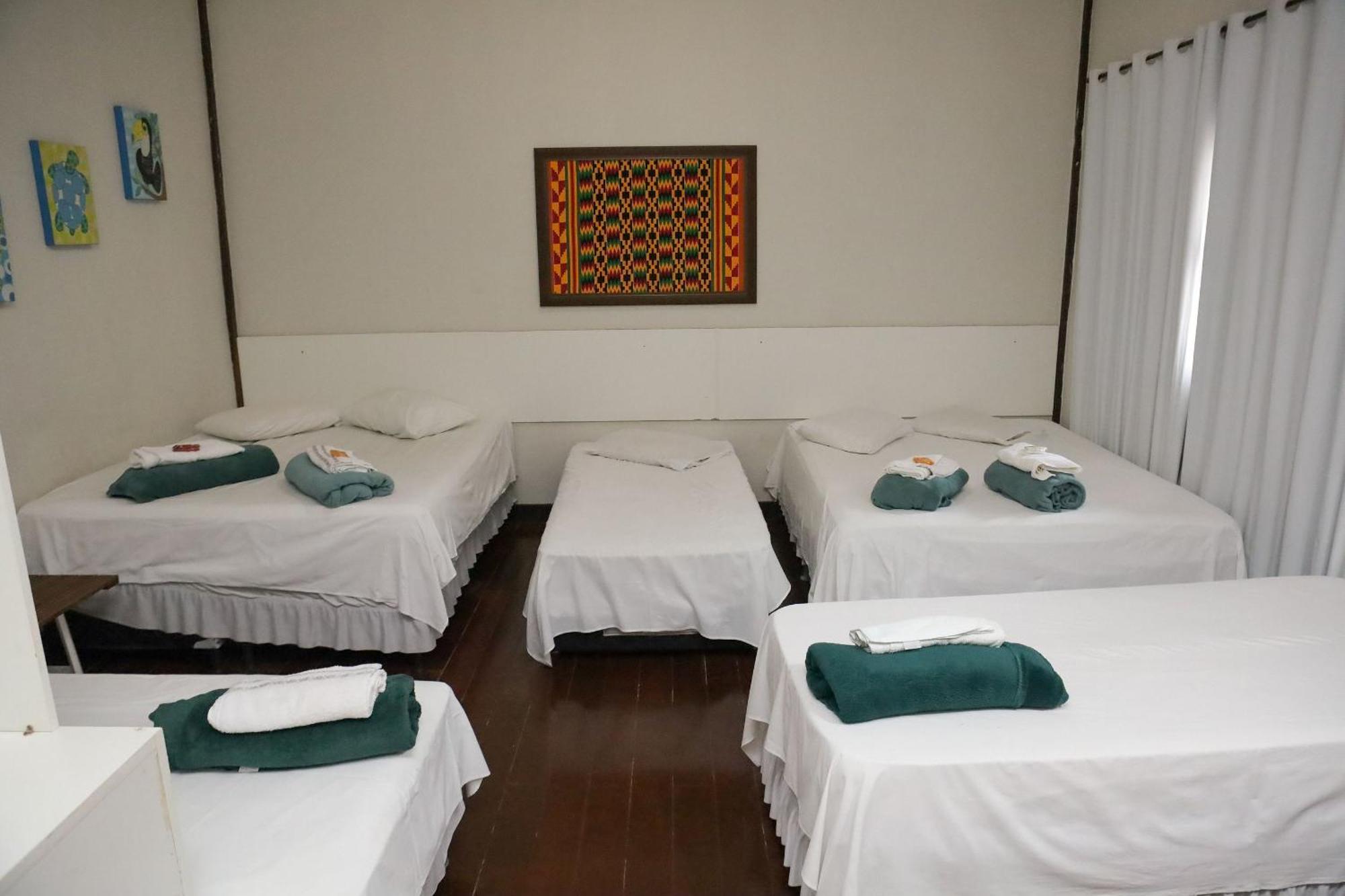 Hotel Pousada Dos Bosques - Refugio Urbano กูยาบา ภายนอก รูปภาพ