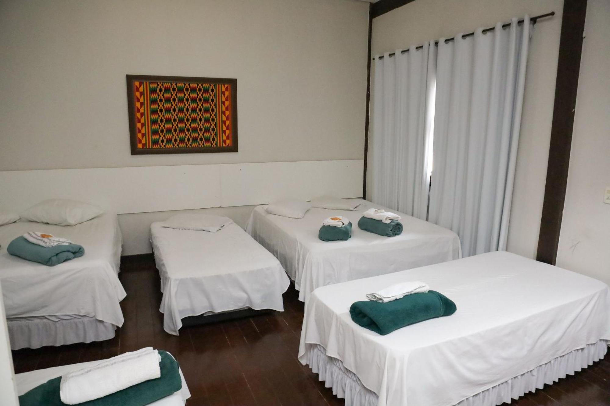 Hotel Pousada Dos Bosques - Refugio Urbano กูยาบา ภายนอก รูปภาพ